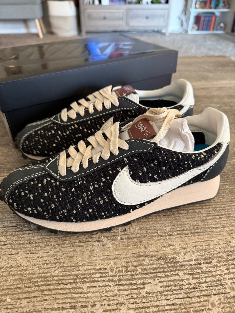 NWT Nike black, cream, and silver LD-1000 tweed sneakers